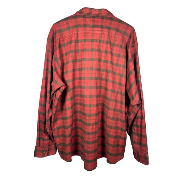 Poncho Red Plaid Men's Casual Button Down Shirt - Picture 3 of 5